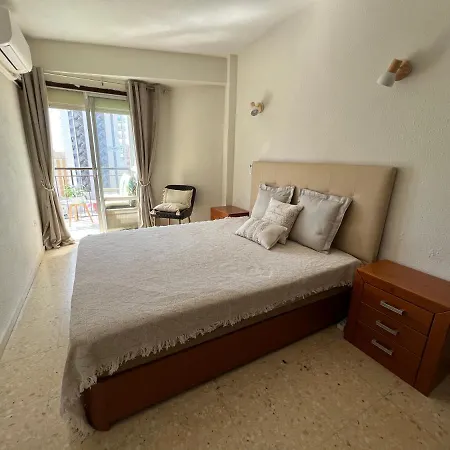 Appartamento By The Beach, Sea View