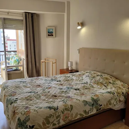 Apartmán By The Beach, Sea View *