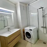 By The Beach, Sea View Apartment *