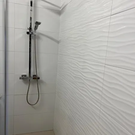 By The Beach, Sea View Apartamento *