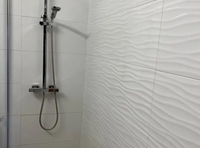 By The Beach, Sea View Apartment *