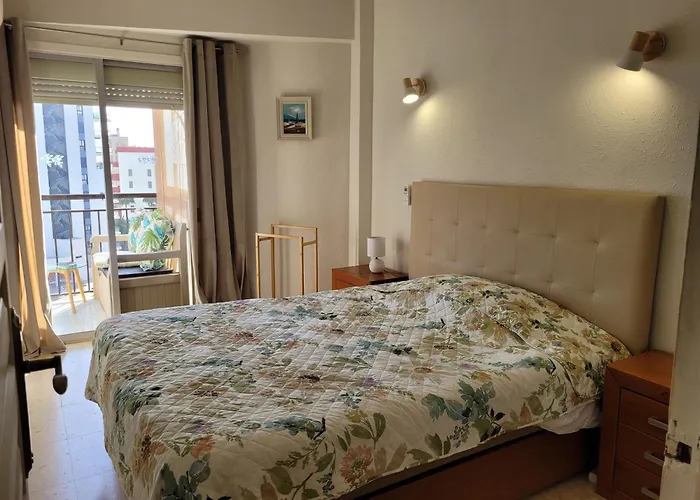 Apartment By The Beach, Sea View *